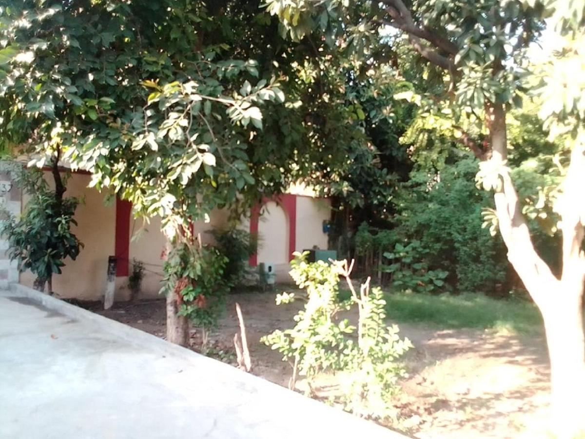 Newly Renovated Guesthouse Islamabad Luaran gambar